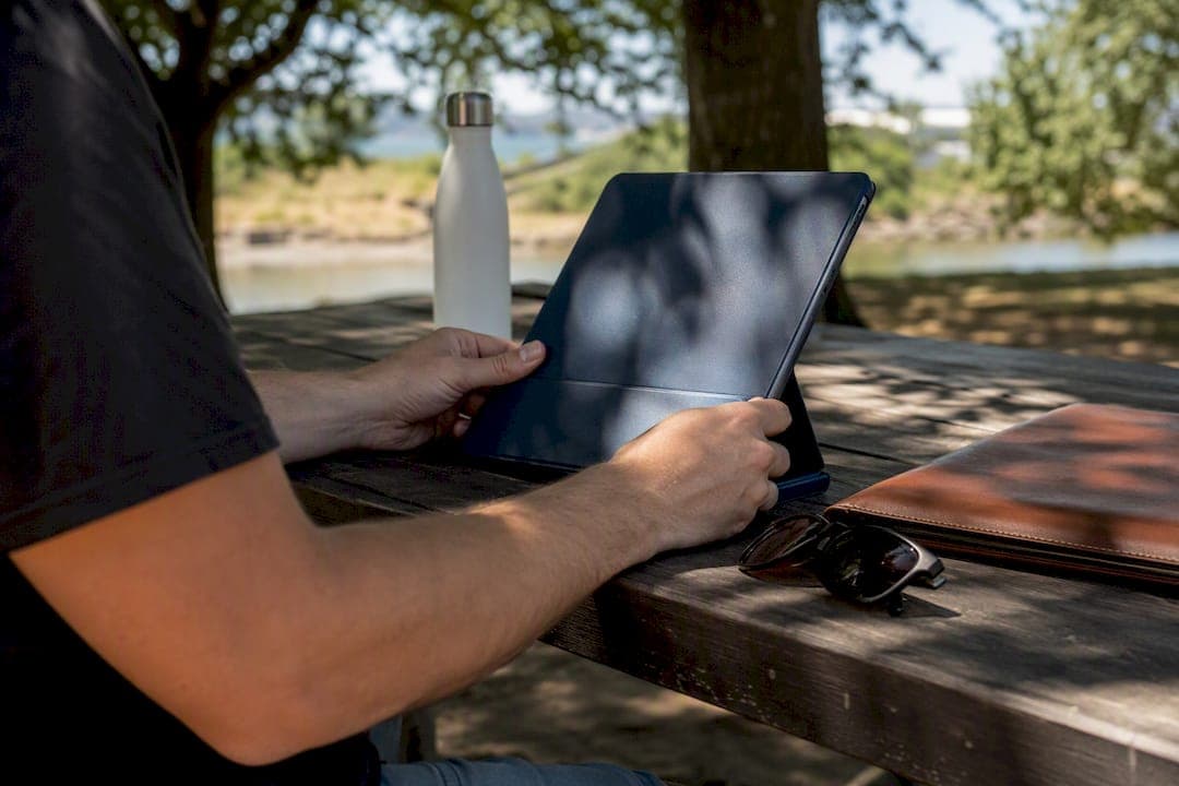 What Goes Into a Freelance Retainer Agreement